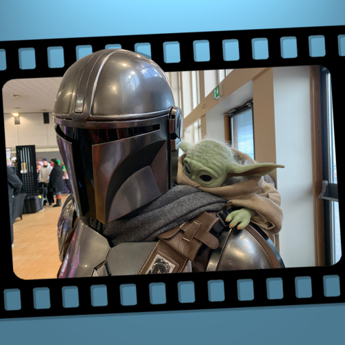 One Door Cinema Club visted the Bournemouth CpmicCon this March.We had a fabulous time geeking out. Read this article to lern more about our costumes, the great people we met and the general geekery we got up to.